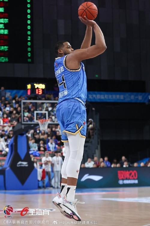 斯佩尔曼手感火热让教练组更信任周琦罚球回暖自家篮筐就是亲切