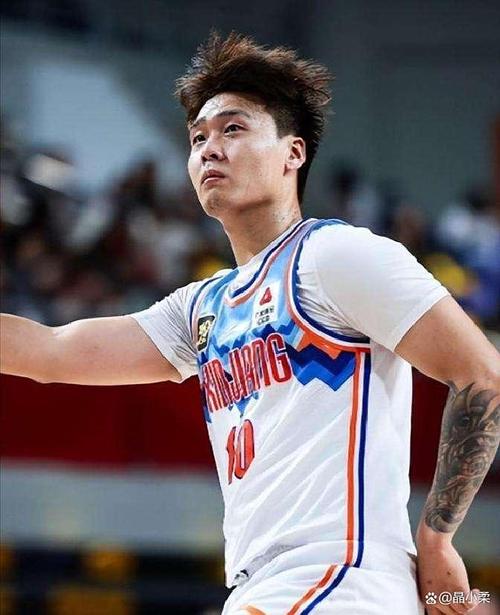 你头号功臣！赵睿替补22分钟正负值+21！拿11分9助&三分3中3