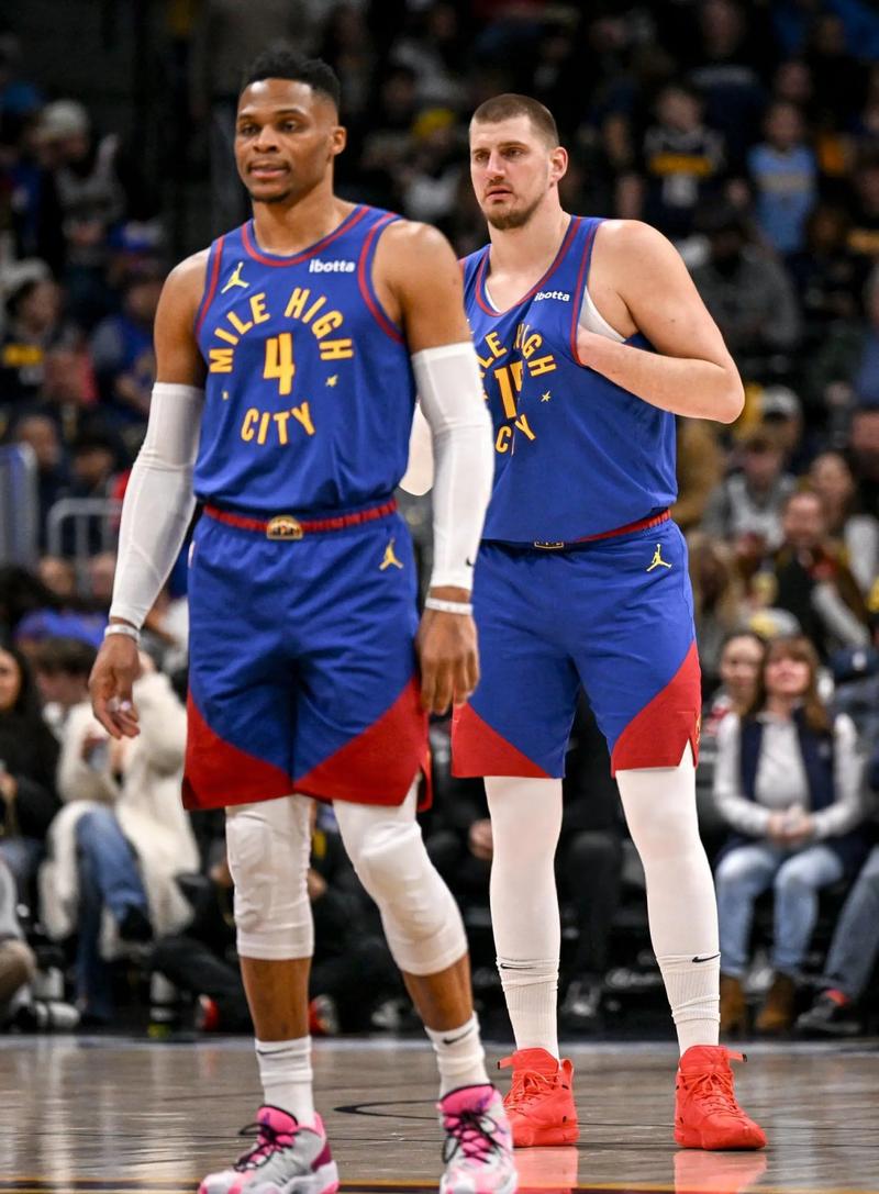 约基奇第46次得分篮板助攻领跑两队历史最多威少老詹分列二三