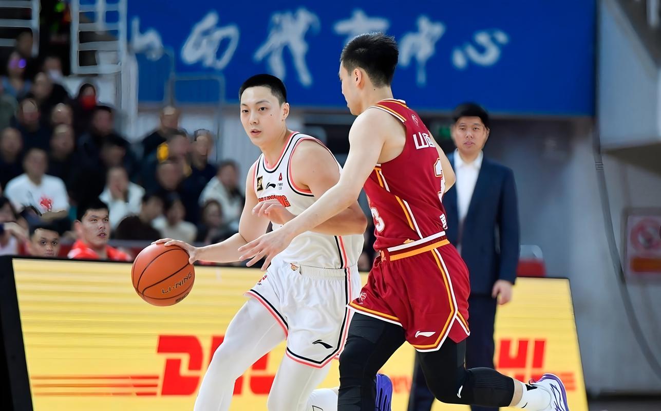 均创球队本赛季单场新高！上海对山西狂轰21记三分命中率61.8%