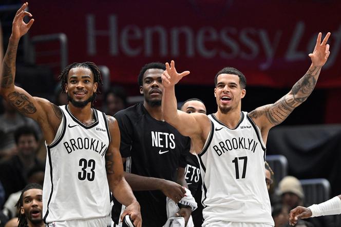 NBA彩经：湖人赢步行者骑士击退热火群狼阻击火箭勇士小胜篮网