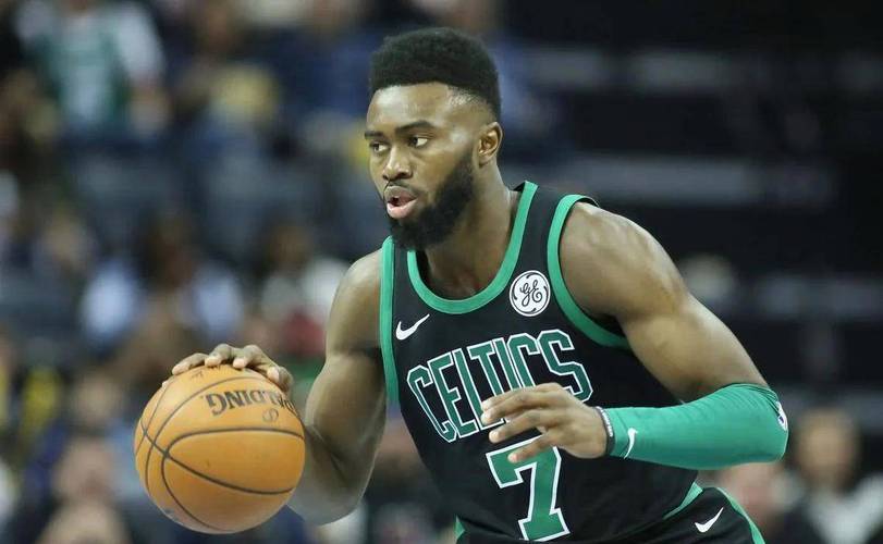 马祖拉：杰伦威能自主得分扮演好自己的角色我们要提高执行力