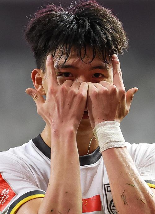 是否参加“东北超”陈东：朱鹏宇射门我没守住，已经彻底退休