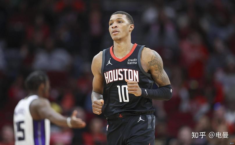 快船在交易截止日前50场有24次单节35+截止日后23场就23次