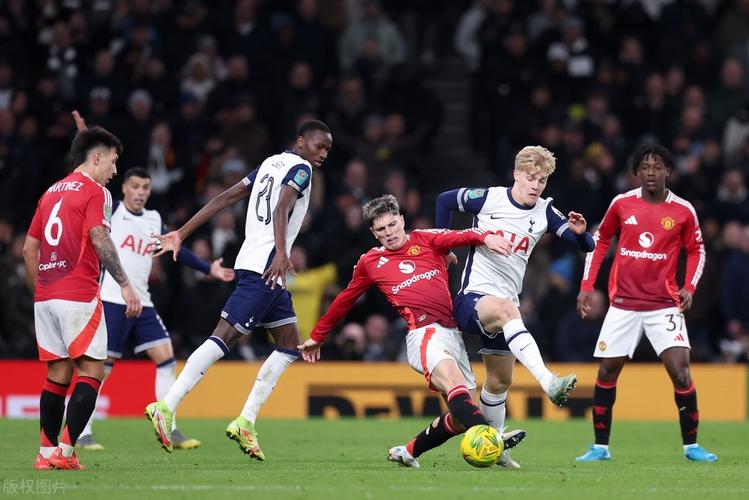 球迷委员会公开谴责利物浦球票涨价计划：球队发展方向完全错误！