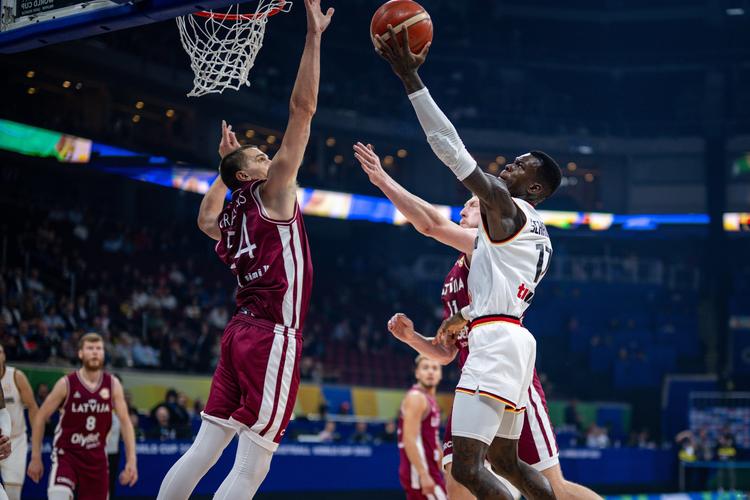 准绝杀！韦瑟斯庞16中10高效拿下20分1板5助2断