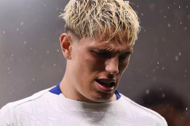 镜报：加纳乔超速驾驶被定罪，超速事件发生在离开曼联前4天